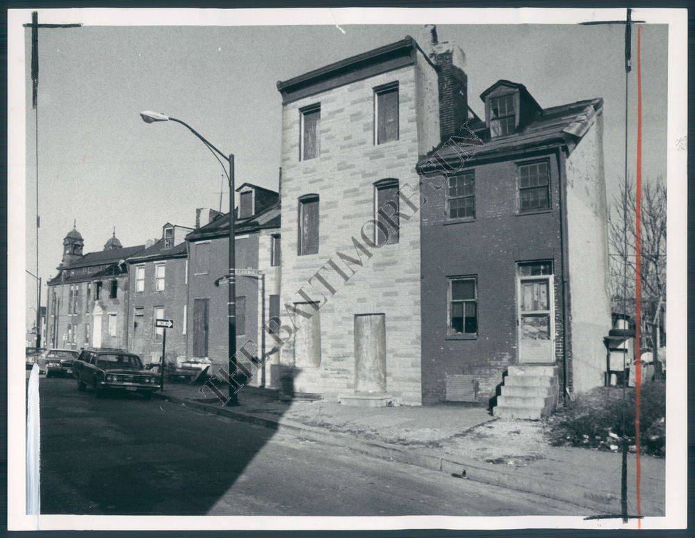 BS PHOTO biv-705 Montgomery Street and Plum Alley Maryland