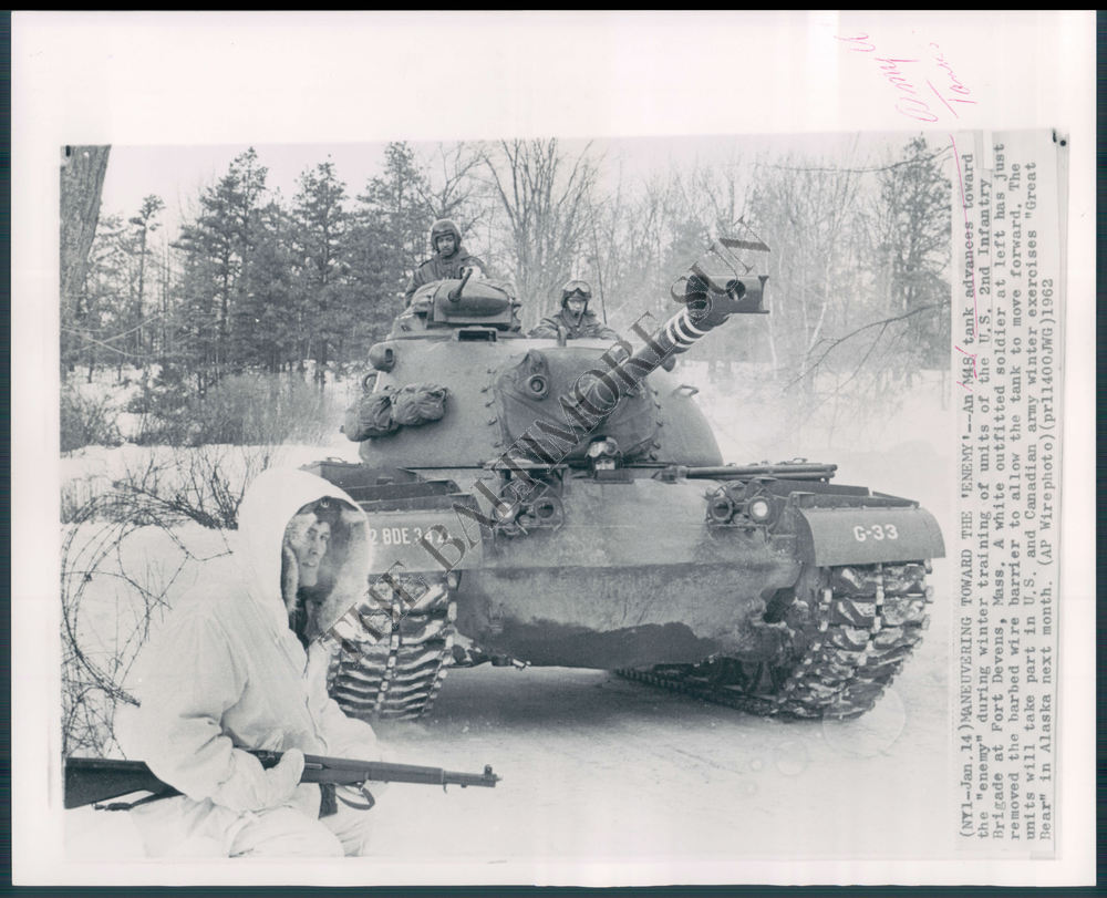 BS PHOTO hdm-981 US Army Patton Tank